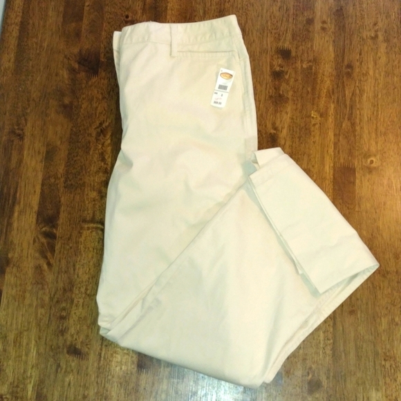 NWT Talbot's Boot Cut Cotton Blend Vintage Khaki Pants  8 - Picture 1 of 7